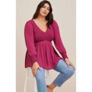 TORRID Magenta V Neck Babydoll Crinkle Gauze Smocked Bust & Long Sleeve Size 1